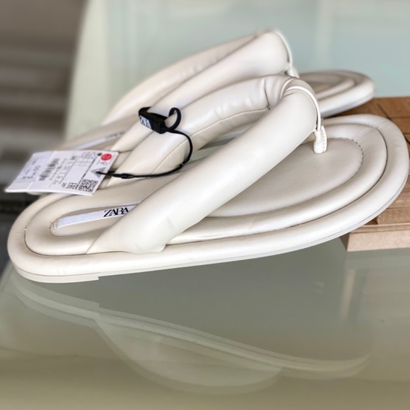 Y2K cushioned chunky platform white flip flops/ 6.5 women’s for spring summer - Picture 5 of 9